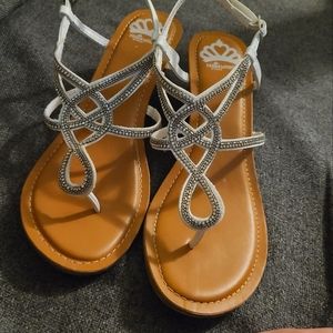 Fergalicious White Wedge